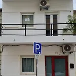 V Srdci Fara